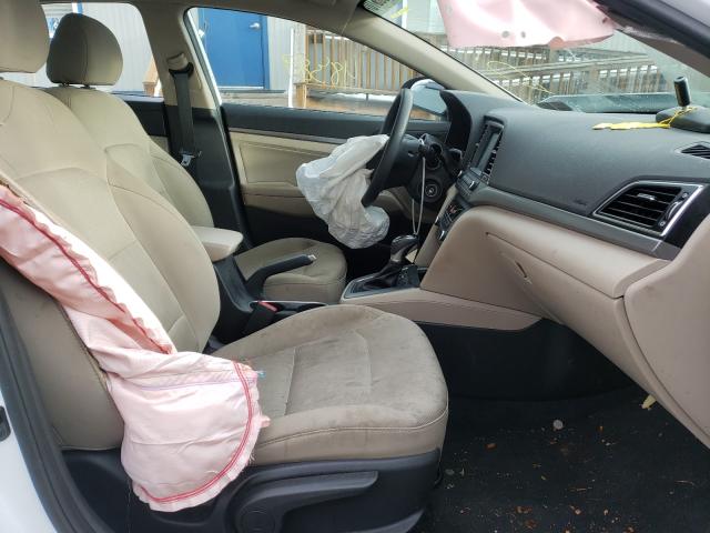 Photo 4 VIN: 5NPD84LF8HH167500 - HYUNDAI ELANTRA SE 