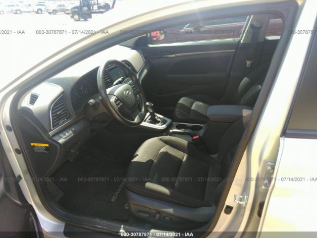 Photo 4 VIN: 5NPD84LF8HH175953 - HYUNDAI ELANTRA 