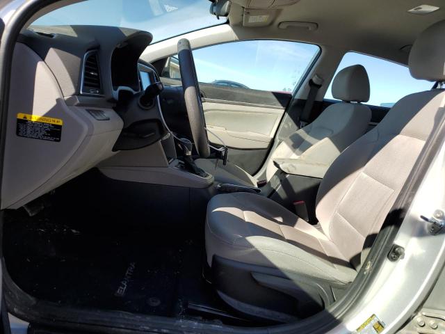 Photo 6 VIN: 5NPD84LF8HH176732 - HYUNDAI ELANTRA 