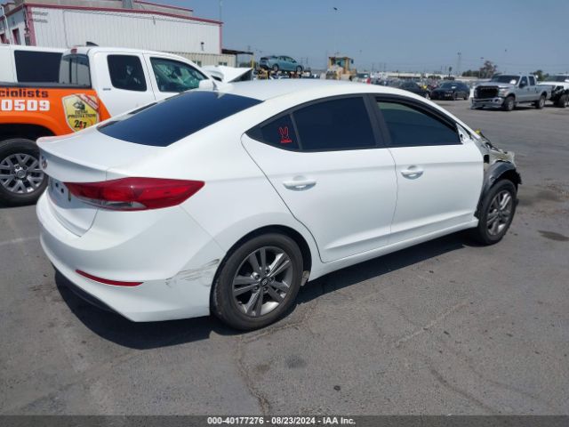 Photo 3 VIN: 5NPD84LF8HH181042 - HYUNDAI ELANTRA 