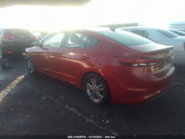 Photo 2 VIN: 5NPD84LF8HH189805 - HYUNDAI ELANTRA 