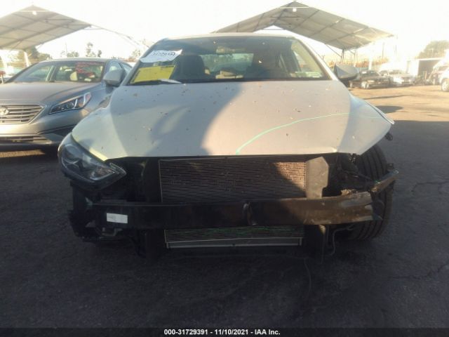 Photo 5 VIN: 5NPD84LF8JH218676 - HYUNDAI ELANTRA 