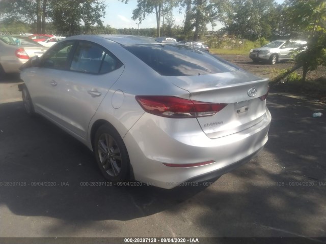 Photo 2 VIN: 5NPD84LF8JH219777 - HYUNDAI ELANTRA 