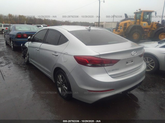 Photo 2 VIN: 5NPD84LF8JH230522 - HYUNDAI ELANTRA 