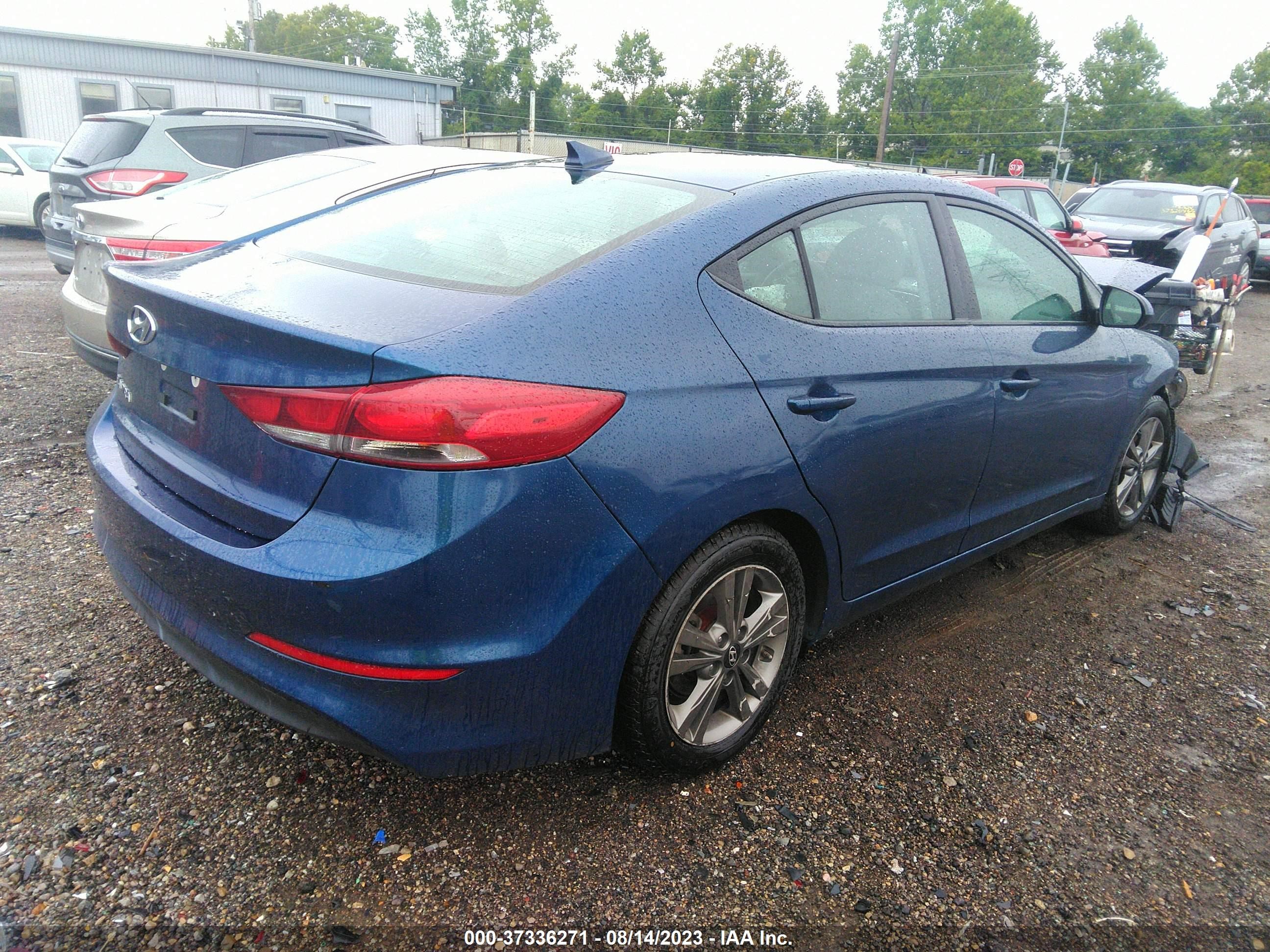 Photo 3 VIN: 5NPD84LF8JH232528 - HYUNDAI ELANTRA 