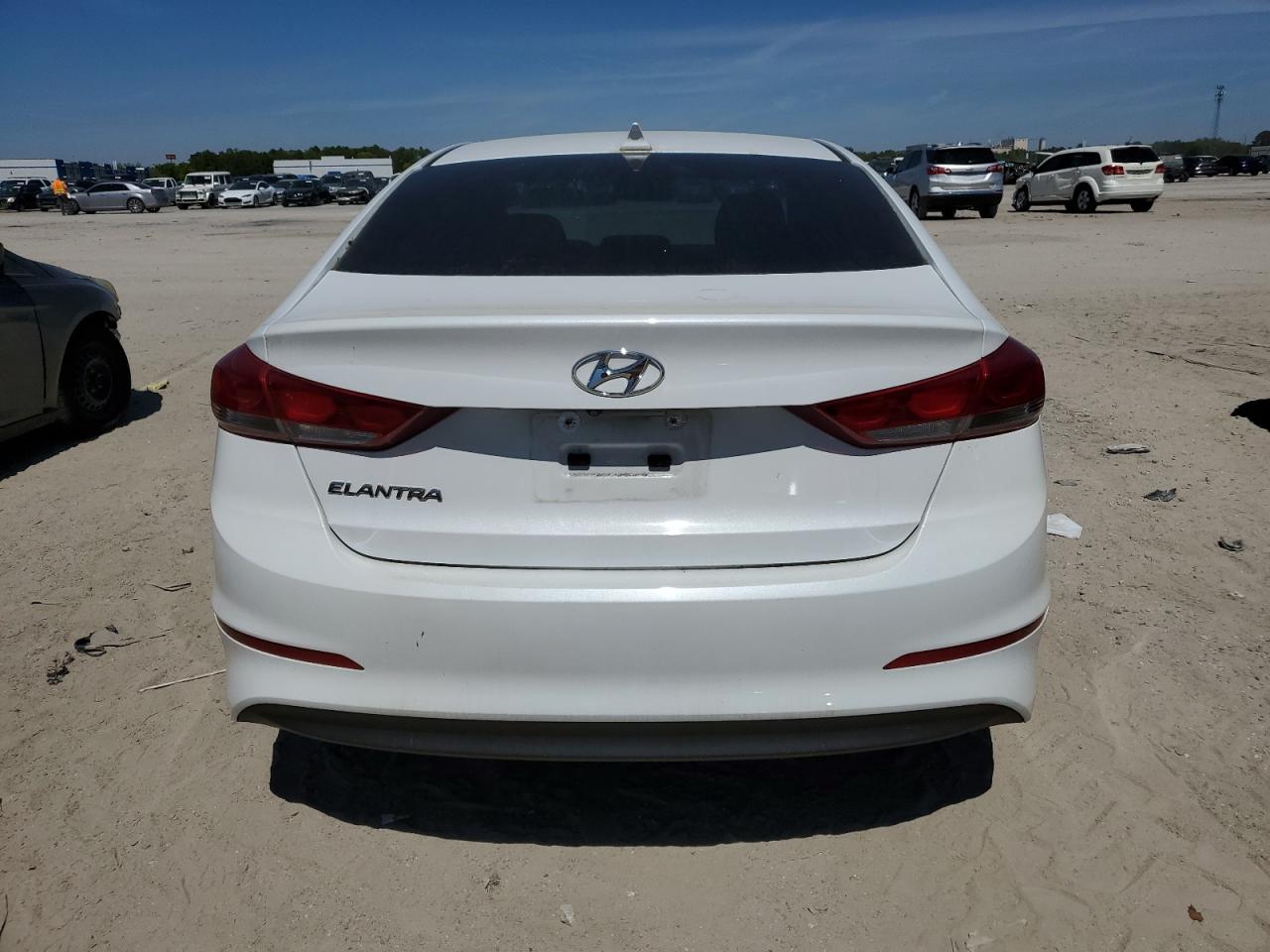 Photo 5 VIN: 5NPD84LF8JH234716 - HYUNDAI ELANTRA 