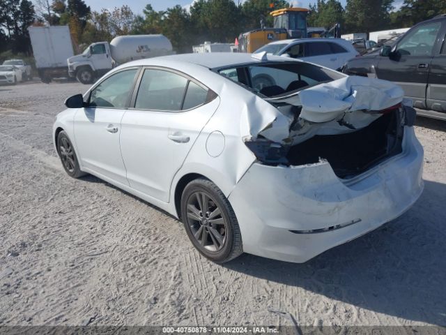 Photo 2 VIN: 5NPD84LF8JH235929 - HYUNDAI ELANTRA 