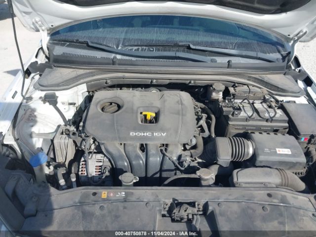 Photo 9 VIN: 5NPD84LF8JH235929 - HYUNDAI ELANTRA 