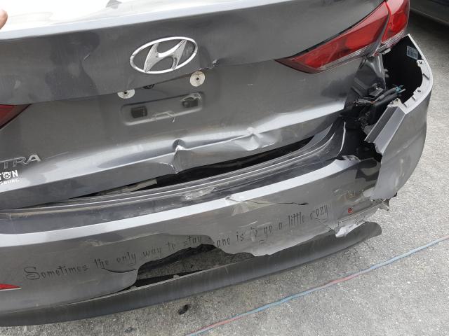 Photo 8 VIN: 5NPD84LF8JH239432 - HYUNDAI ELANTRA SE 