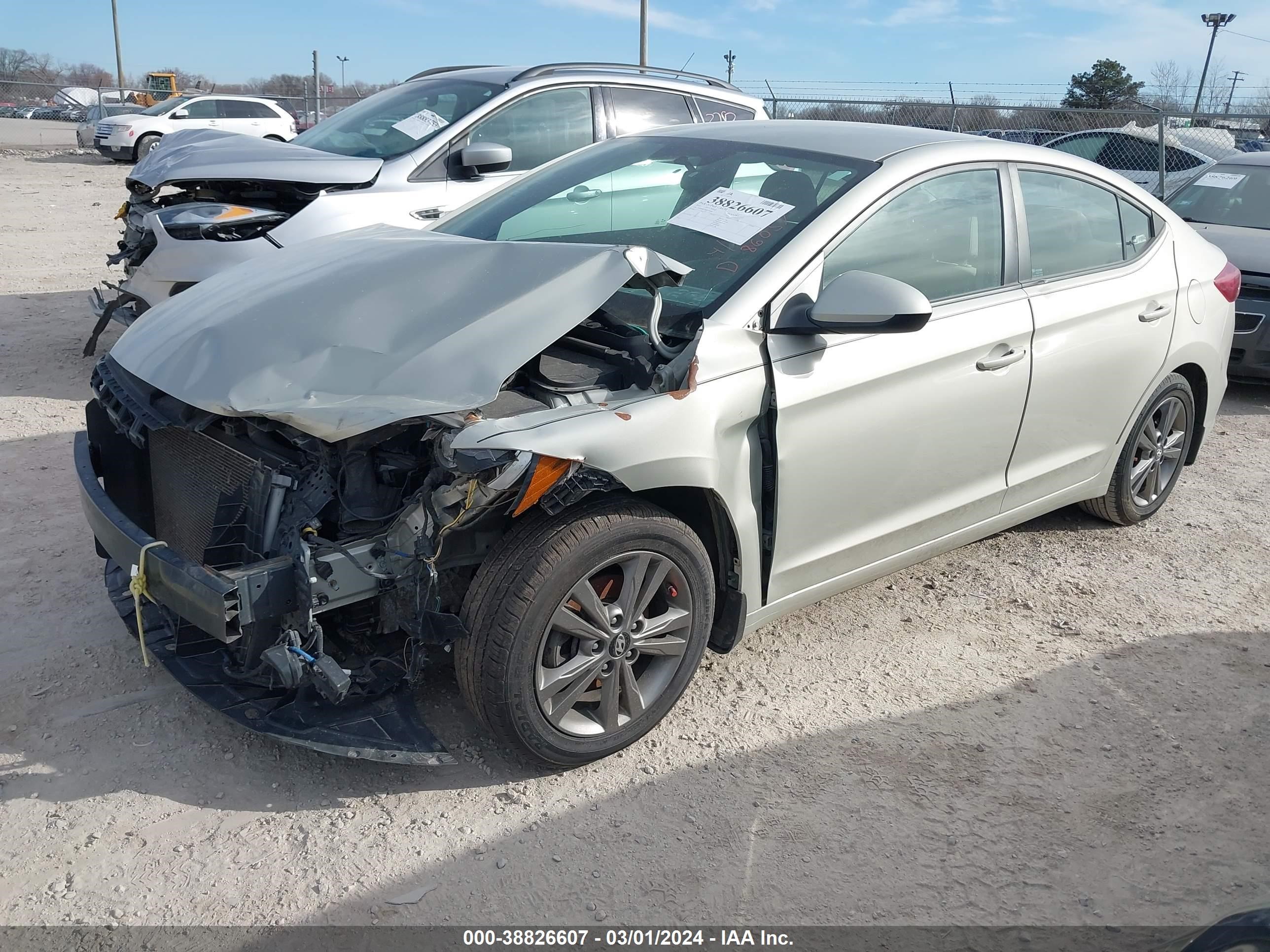 Photo 1 VIN: 5NPD84LF8JH239544 - HYUNDAI ELANTRA 