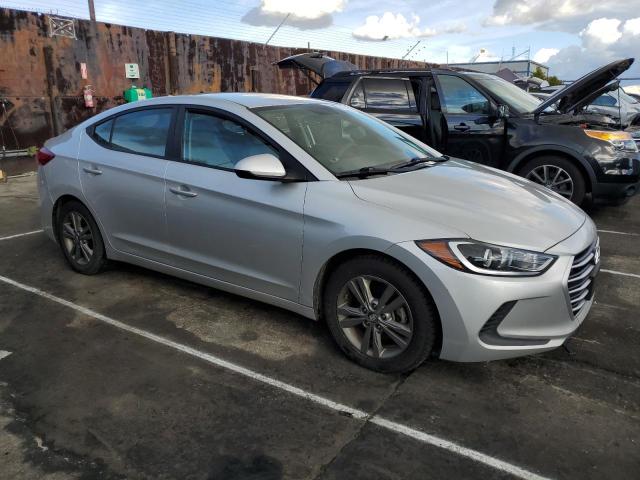 Photo 3 VIN: 5NPD84LF8JH248938 - HYUNDAI ELANTRA 