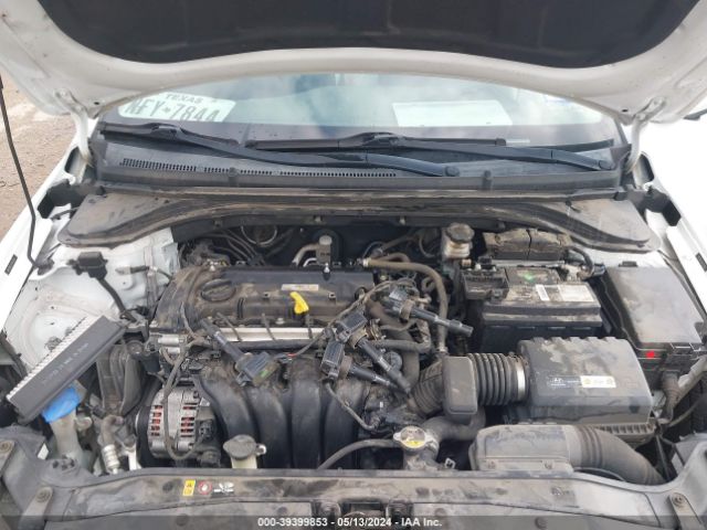 Photo 9 VIN: 5NPD84LF8JH251404 - HYUNDAI ELANTRA 