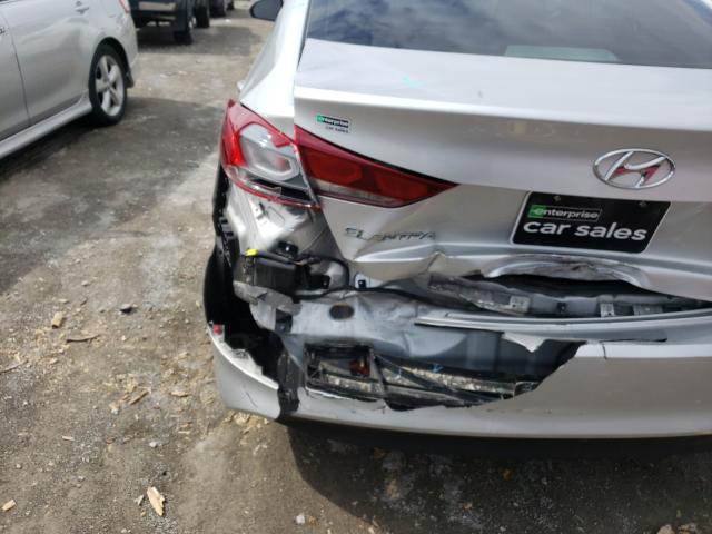 Photo 8 VIN: 5NPD84LF8JH268820 - HYUNDAI ELANTRA SE 