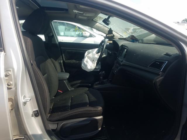 Photo 4 VIN: 5NPD84LF8JH276853 - HYUNDAI ELANTRA SE 