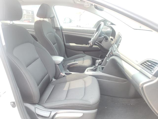 Photo 4 VIN: 5NPD84LF8JH287741 - HYUNDAI ELANTRA SE 