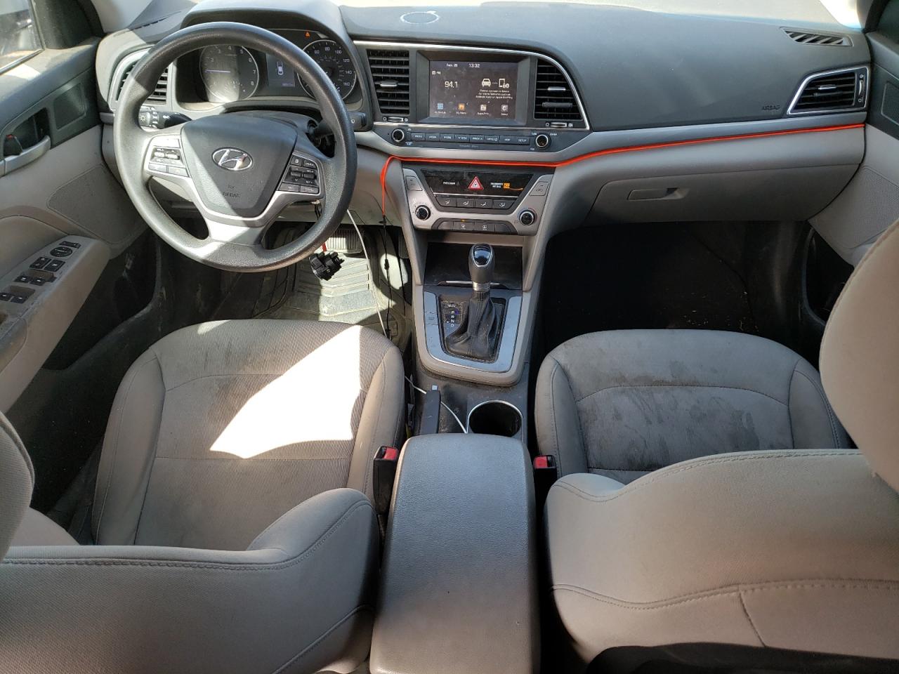 Photo 7 VIN: 5NPD84LF8JH298643 - HYUNDAI ELANTRA 