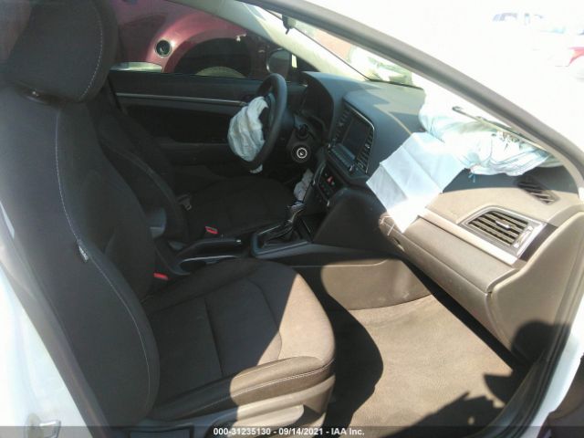 Photo 4 VIN: 5NPD84LF8JH303081 - HYUNDAI ELANTRA 