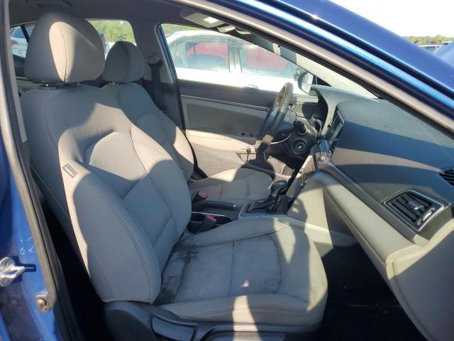 Photo 4 VIN: 5NPD84LF8JH305056 - HYUNDAI ELANTRA SE 