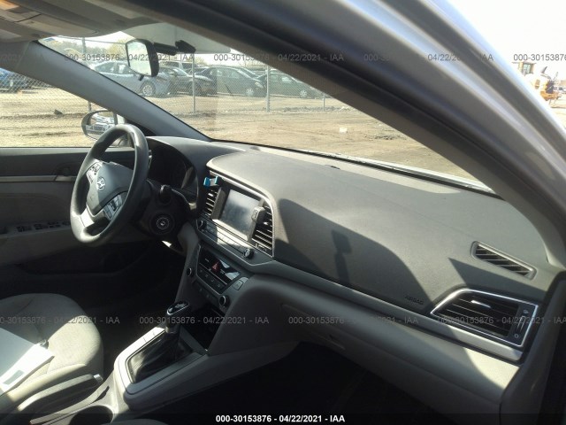 Photo 4 VIN: 5NPD84LF8JH305512 - HYUNDAI ELANTRA 