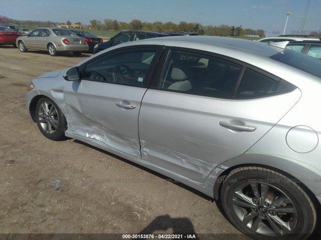 Photo 5 VIN: 5NPD84LF8JH305512 - HYUNDAI ELANTRA 