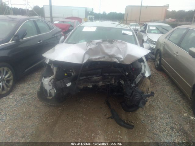 Photo 5 VIN: 5NPD84LF8JH311049 - HYUNDAI ELANTRA 