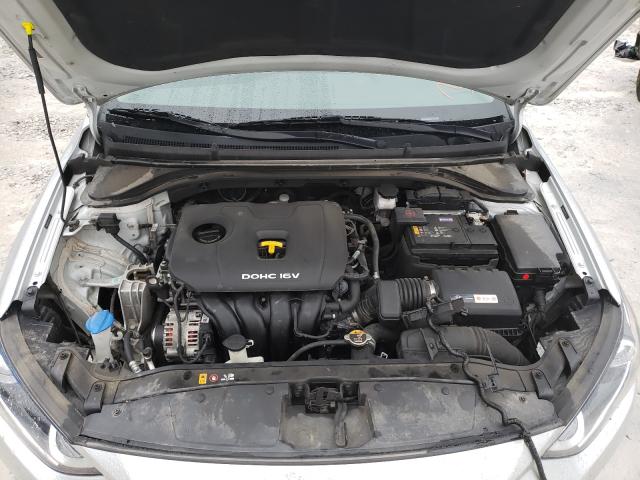 Photo 6 VIN: 5NPD84LF8JH312217 - HYUNDAI ELANTRA SE 