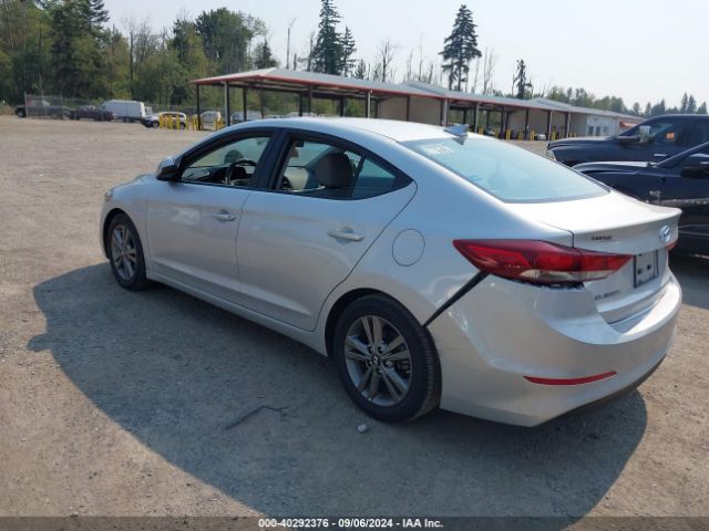 Photo 2 VIN: 5NPD84LF8JH313304 - HYUNDAI ELANTRA 