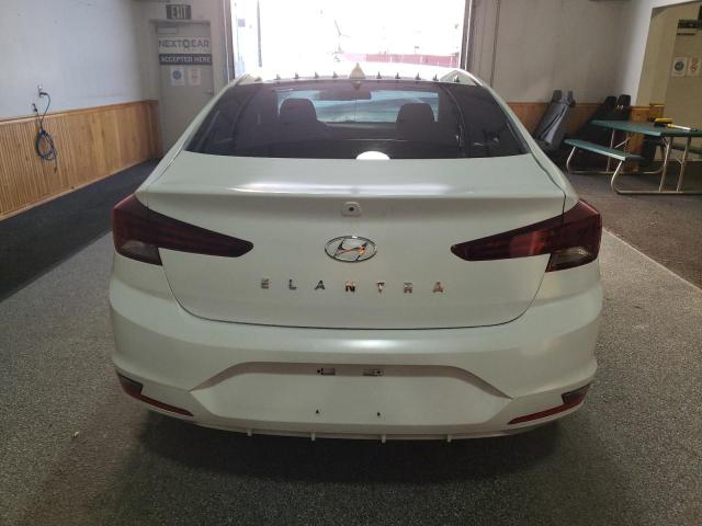 Photo 5 VIN: 5NPD84LF8JH314257 - HYUNDAI ELANTRA SE 