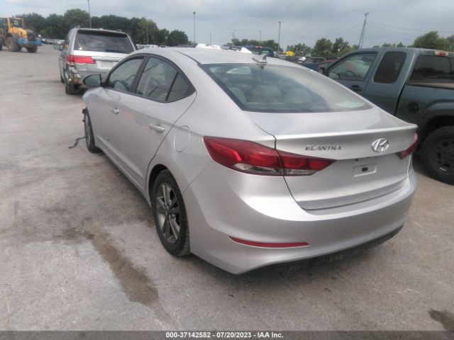 Photo 2 VIN: 5NPD84LF8JH326005 - HYUNDAI ELANTRA 