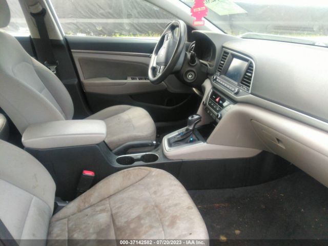 Photo 4 VIN: 5NPD84LF8JH326005 - HYUNDAI ELANTRA 