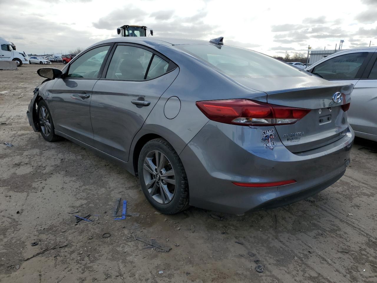 Photo 1 VIN: 5NPD84LF8JH328577 - HYUNDAI ELANTRA 