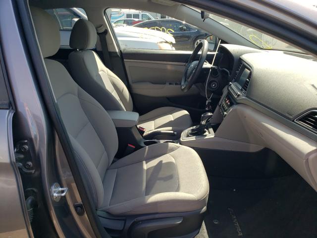 Photo 4 VIN: 5NPD84LF8JH330913 - HYUNDAI ELANTRA SE 