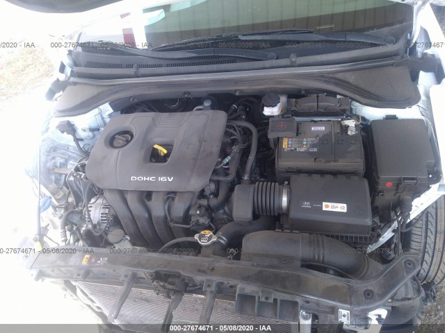 Photo 9 VIN: 5NPD84LF8JH338347 - HYUNDAI ELANTRA 