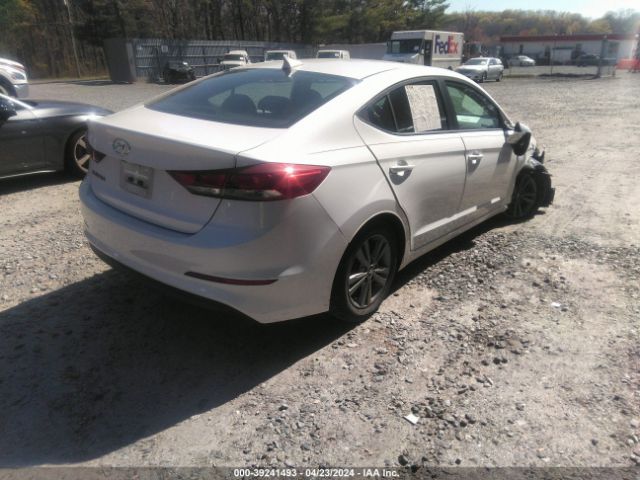 Photo 3 VIN: 5NPD84LF8JH353334 - HYUNDAI ELANTRA 