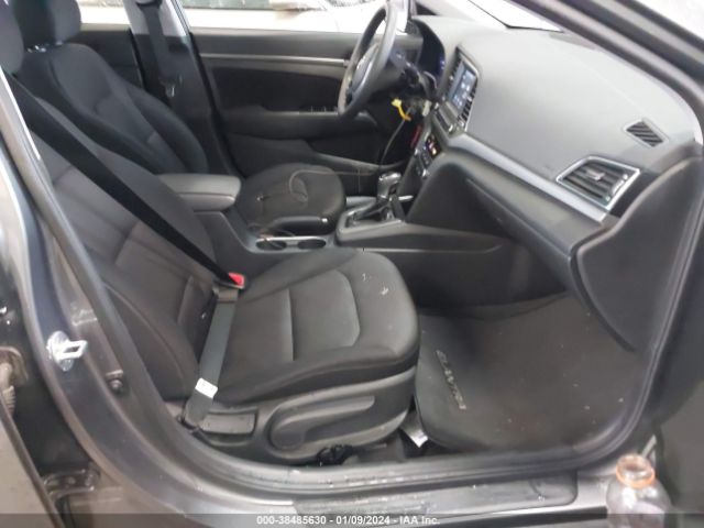 Photo 4 VIN: 5NPD84LF8JH366164 - HYUNDAI ELANTRA 