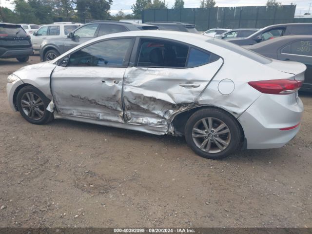 Photo 5 VIN: 5NPD84LF8JH368657 - HYUNDAI ELANTRA 