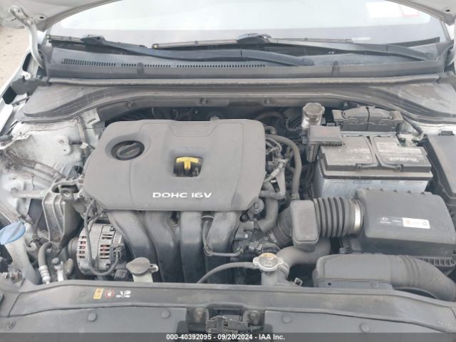 Photo 9 VIN: 5NPD84LF8JH368657 - HYUNDAI ELANTRA 