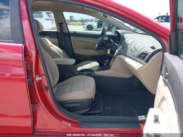 Photo 4 VIN: 5NPD84LF8JH369498 - HYUNDAI ELANTRA 