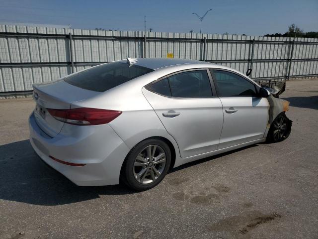 Photo 2 VIN: 5NPD84LF8JH380615 - HYUNDAI ELANTRA 