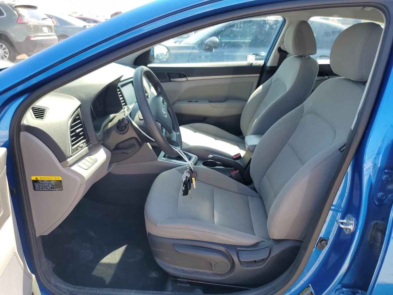 Photo 6 VIN: 5NPD84LF8JH382025 - HYUNDAI ELANTRA 