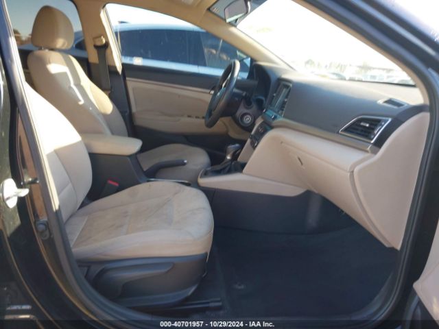 Photo 4 VIN: 5NPD84LF8JH382087 - HYUNDAI ELANTRA 