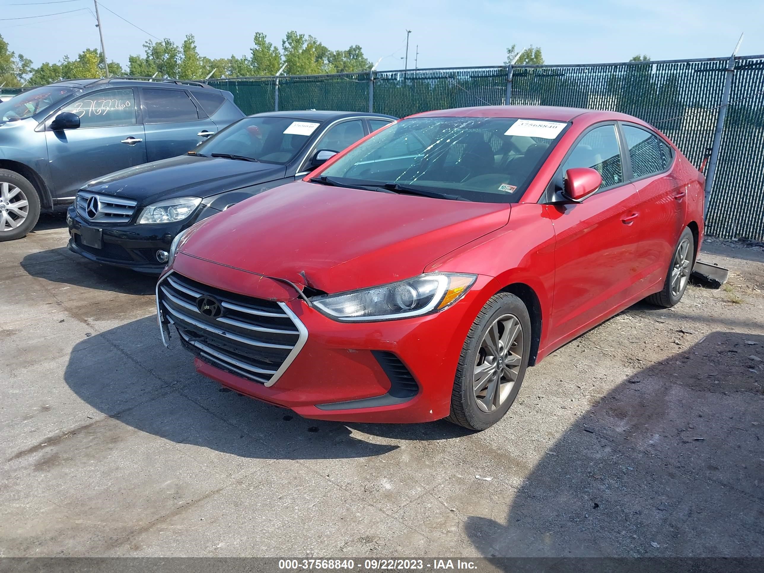 Photo 1 VIN: 5NPD84LF8JH384132 - HYUNDAI ELANTRA 