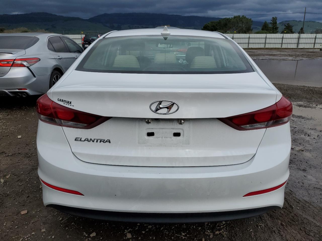 Photo 5 VIN: 5NPD84LF8JH384180 - HYUNDAI ELANTRA 