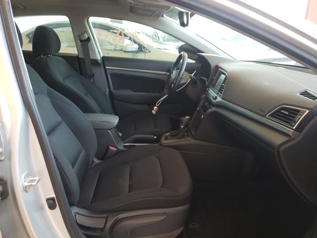 Photo 4 VIN: 5NPD84LF8JH388083 - HYUNDAI ELANTRA SE 