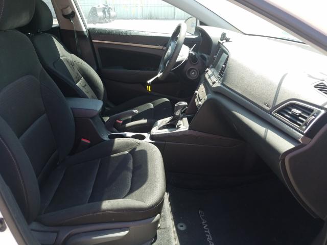 Photo 4 VIN: 5NPD84LF8JH395745 - HYUNDAI ELANTRA SE 