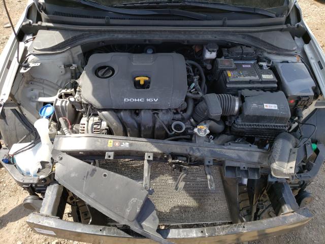 Photo 6 VIN: 5NPD84LF8JH400720 - HYUNDAI ELANTRA SE 