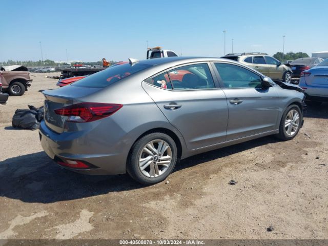 Photo 3 VIN: 5NPD84LF8KH415428 - HYUNDAI ELANTRA 