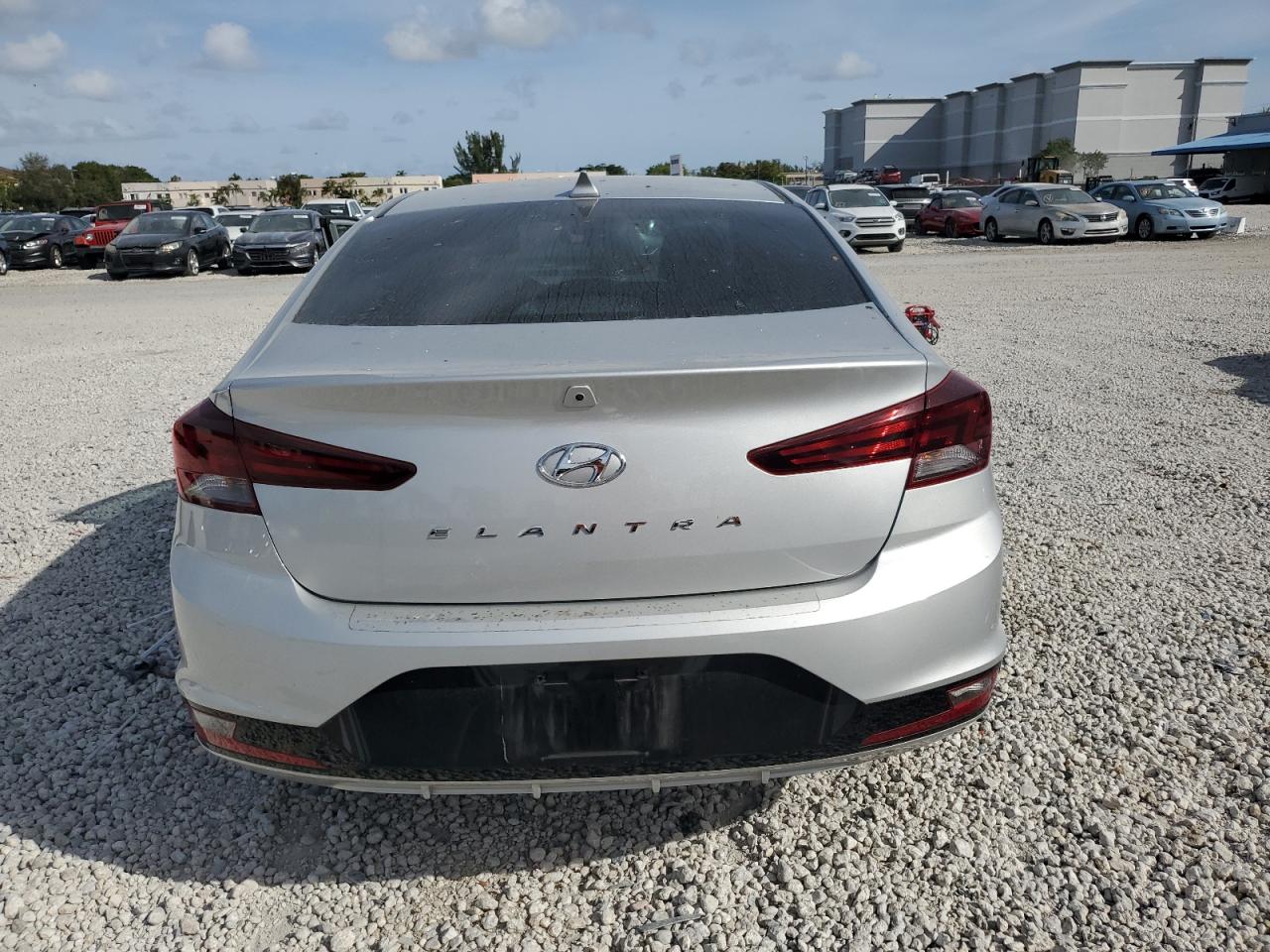 Photo 5 VIN: 5NPD84LF8KH416093 - HYUNDAI ELANTRA 