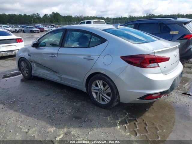 Photo 2 VIN: 5NPD84LF8KH417051 - HYUNDAI ELANTRA 