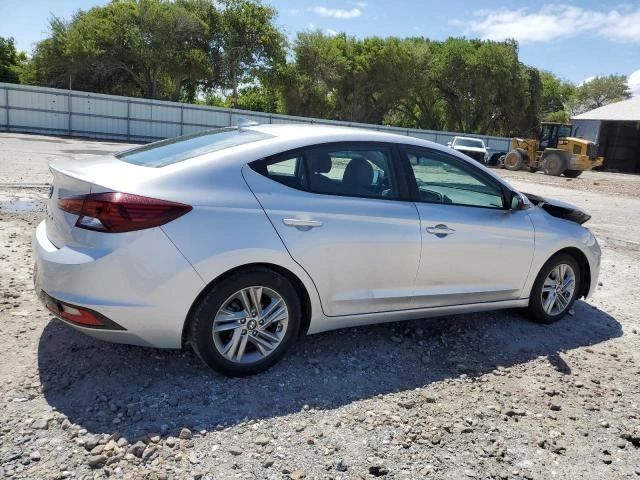 Photo 2 VIN: 5NPD84LF8KH422072 - HYUNDAI ELANTRA SE 